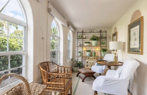 Southside Casa | Tropical Designer House in the Heart of Antique Row WPB 5 min to the beach