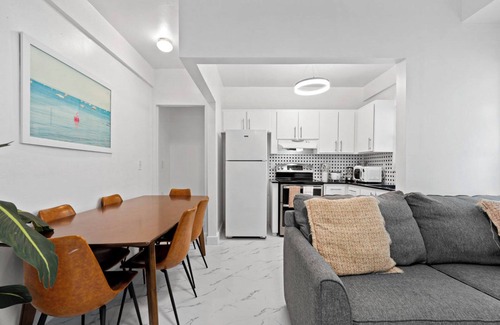 East Little Havana Apartamento | Tropical Havana | 2BR | Central Location