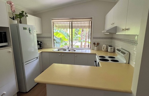 South Golden Beach Casa | Tropical North Byron Escape ~ Private Beach Getaway | Pet-Friendly Paradise!