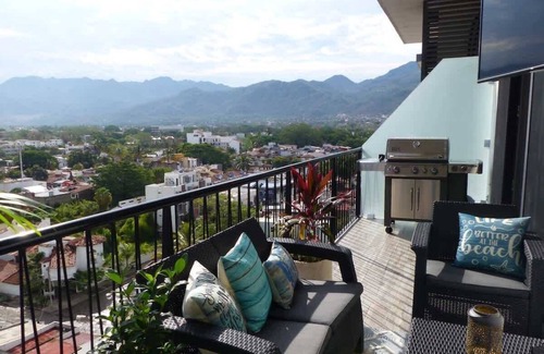 Díaz Ordaz Condominio | Tropical Oasis ★ Penthouse ★ Stocked Kitchen