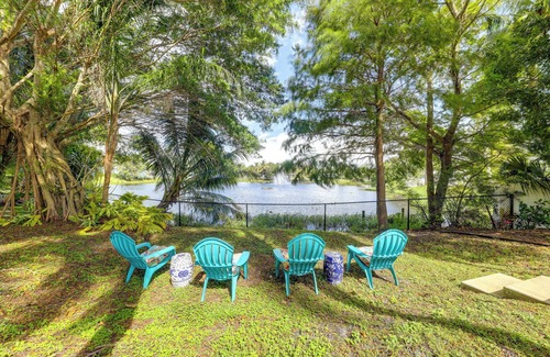Stuart Cabaña | Tropical Pool Paradise: 1 Mi to Downtown Stuart!