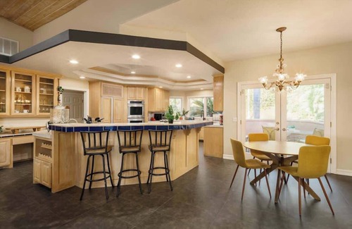 Fallbrook Casa | Tropical Resort 7 Bed 4 Acres