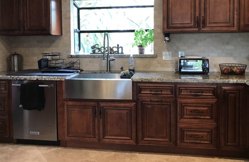 Clairemont Mesa West Casa | ¡Tropical Pool / Spa Oasis en el centro de San Diego!