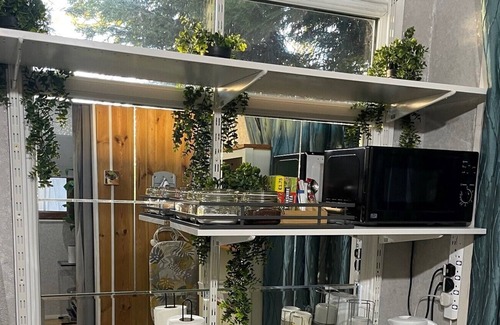 Newcastle-upon-Tyne Cabina | Tropical Style House Near Newcastle City Centre