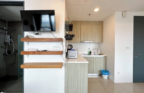 Downtown George Town Hotel | Tropicana 218 Macalister