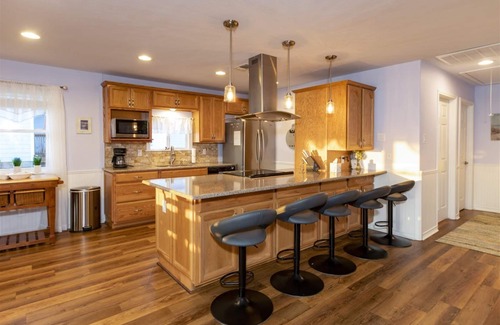 Rockport Casa | Trout Tank | View of Copano Bay, Fishing Pier!