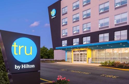 Greenbrier East Hotel | Tru By Hilton Chesapeake- Greenbrier