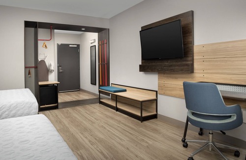 Cape Fear Hotel | Tru by Hilton Fayetteville I-95, NC