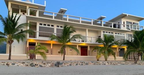 Trujillo Apartamento | Trujillo Airport Beach Suites