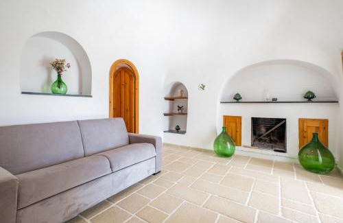 Selva di Fasano Apartamento | Trullo Bella Vista with patio & parking