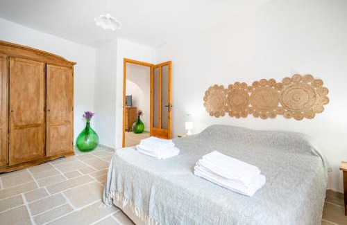 Selva di Fasano Apartamento | Trullo Bella Vista with patio & parking