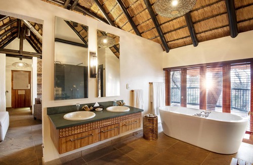 Pilanesberg National Park Cabina | Tshukudu Bush Lodge