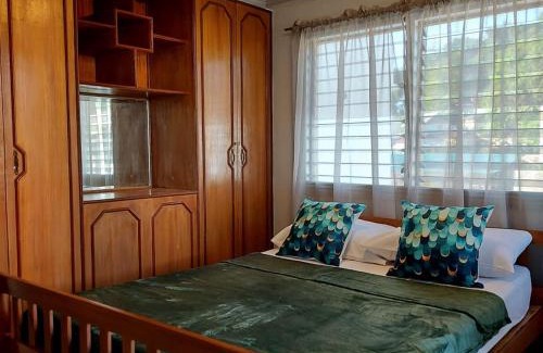 Romblon Island Apartamento | TST Transient Homes - WiFi Access, Bedroom with AC, Kitchenette, Private Bathroom