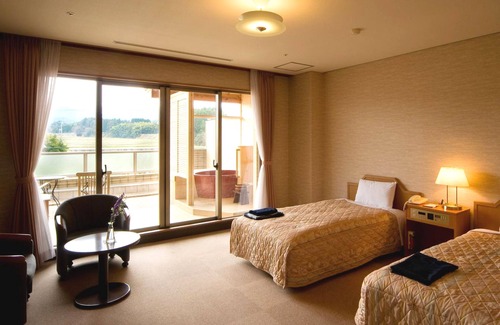 Kamiichi Casa | Tsurugi Koizuki