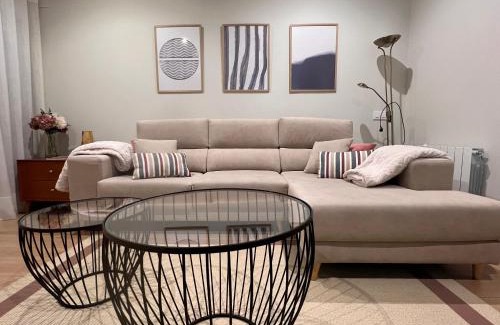 Centro de la ciudad de Gijón Apartamento | TU CASA - Parking y terraza VUT 177-AS