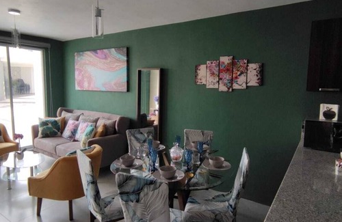 San Juan de Dios Apartamento | Tu Joya - AC, pool & Gym Apartment in Downtown Guadalajara