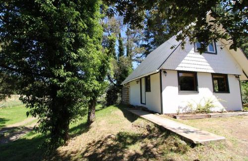 Puerto Varas Casa | TuArriendoCL-Acogedora Cabaña Cercana a Playa Niklitschek hasta 5 PAX