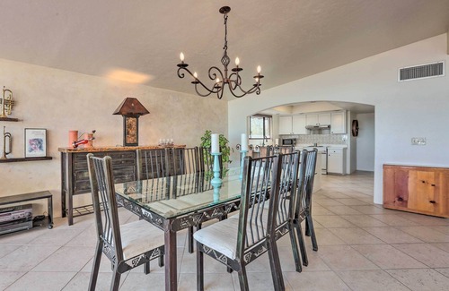 Catalina Foothills Estates Casa | Tucson Oasis 'La Casa de las Palmas' w/ Pool!