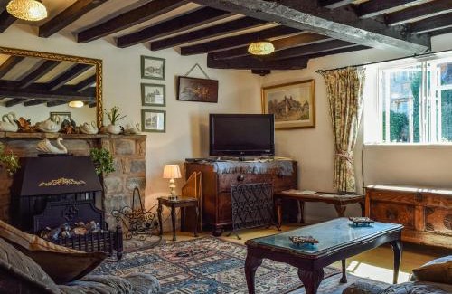 Ardens Grafton Casa | Tudor Cottage