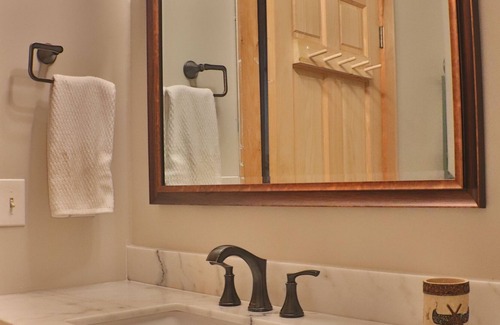 Martin Casa | Tugaloo Point Lake House.