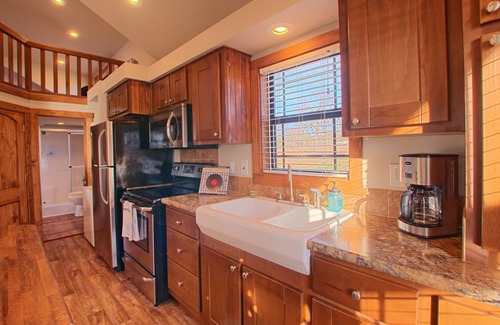 Kingsland Cabaña | Tumbleweed pequeña casa en un hermoso lago privado en el Texas Hill Country