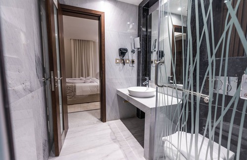 Al Olaya District Hotel | Tura Olaya Hotel