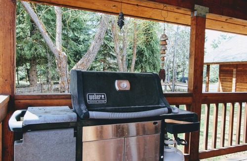 McCall Casa | Turner Lane Cabin is the classic mountain getaway in McCall