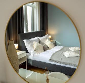 Funfhaus Apartamento | Turquoise inspired deluxe centrally located