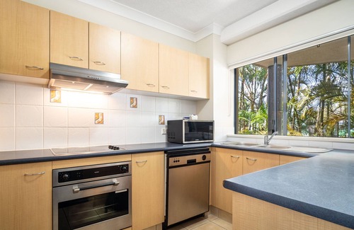 Mermaid Beach Hotel | Turtle Beach Resort