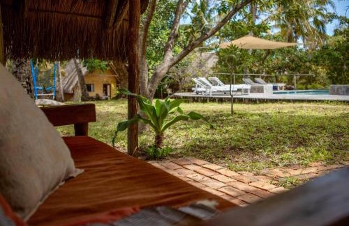 Tofo Cabina | Turtle Cove Self-Catering Lodge & Yoga Shala