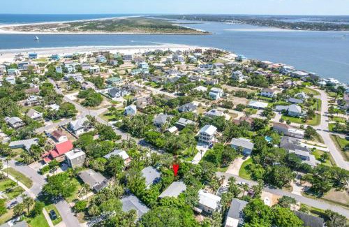 Vilano Beach Apartamento | Turtle Hideaway- Walk to Beach & Pier