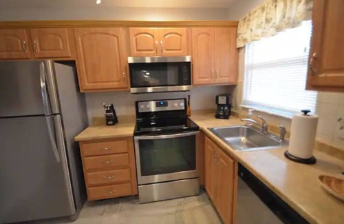 Central Naples Condominio | Turtle Lakes