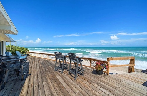 Melbourne Beach Apartamento | Turtle's Eggs Beach Front Unit# 03
