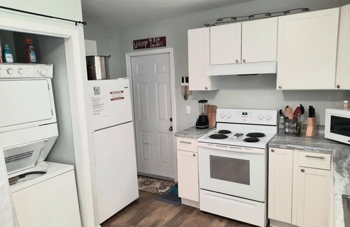 Port St. Joe Villa | Turtles Nest - Close to Downtown & Beaches - King Bed - Boat Parking - NO Pet Fees !