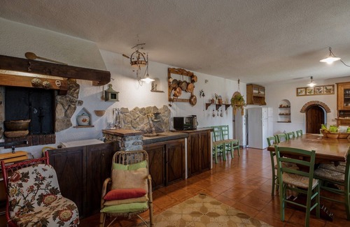 Montecchio Villa | Gran Villa con vistas al castillo toscano