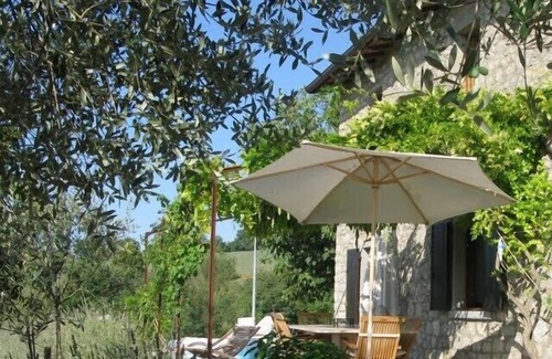 Poppi Casa | Casa de campo con piscina, gran terraza, higos, aceitunas y lavanda, fabulosas vistas