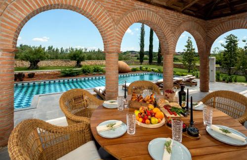 Vizinada Villa | Tuscan Mansion - Villa Don Giordano Excelsior