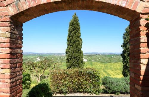 Ponte di Gabbiano Apartamento | Tuscany Balcony: Crete Senesi