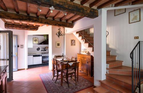 Ponte di Gabbiano Apartamento | Tuscany Balcony: Crete Senesi