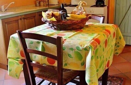 Caprese Michelangelo Complejo | Hermosa Villa con piscina climatizada de agua salada en el corazón de la Toscana