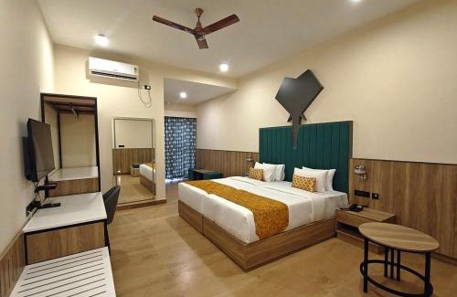 Varagampadi Complejo | Tuskers Hill Banquets by Poppys - Anaikatti