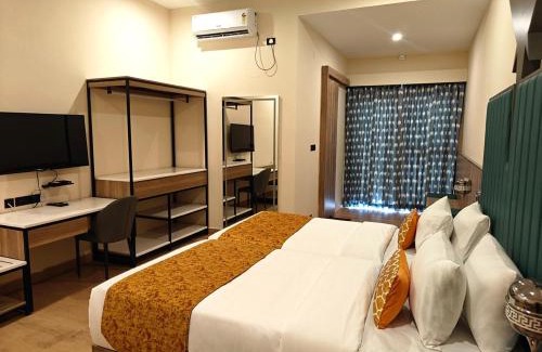 Varagampadi Complejo | Tuskers Hill Banquets by Poppys - Anaikatti