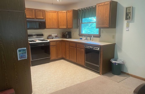 Pentwater Casa | Tween Town N' Water 3 bedroom, 3 bathroom near Penwater