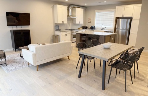 Easley Casa | Twilight Townhouse 2 Bed 2.5 Bath near Silos/ Doodle Trail/ Downtown Easley, SC