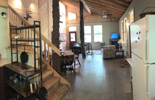 Jasper Cabina | Twin Cedars Cabin in the Woods! Birders paradise near Sipsey and Bankhead