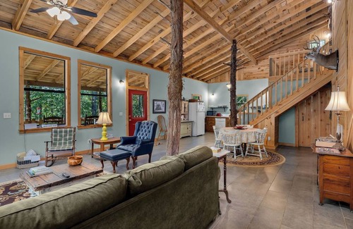 Jasper Cabina | Twin Cedars Cabin in the Woods! Birders paradise near Sipsey and Bankhead
