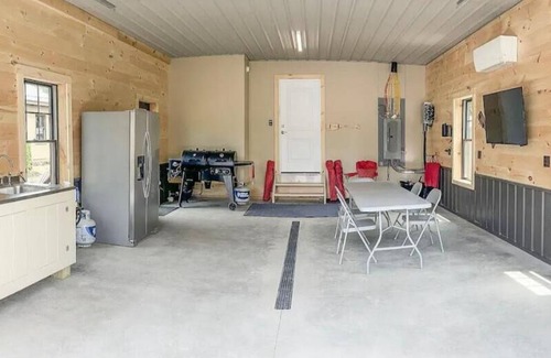 Sylvan Beach Cabaña | Twin Getaway Cottages Sunset