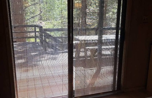 Bridgeport Casa | Twin Lakes,CA. Views, Beautifully Decorated, Private/Quiet; Fish in the Creek