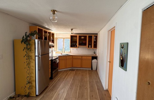 Sandusky Casa | Twin Suns of Moss Erie