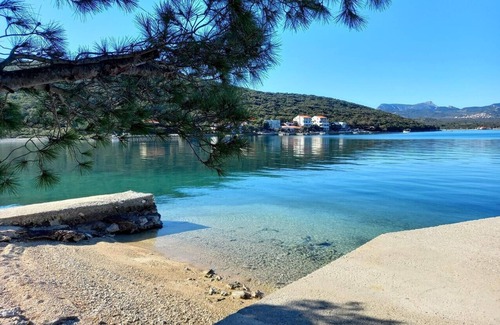 Dubrava Apartamento | Apartamento para dos personas en la playa Luka Dubrava, Peljesac (A-21647-a)